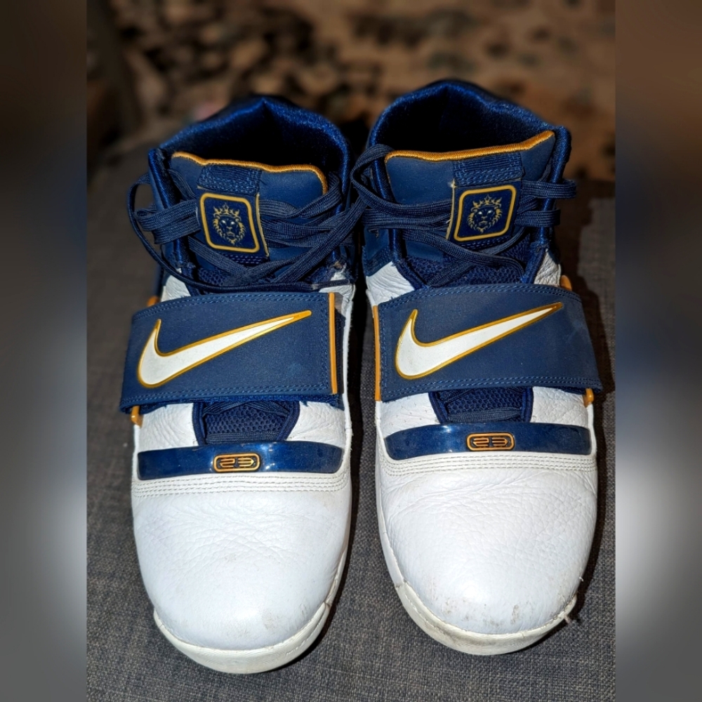 Size 11- Nike LeBron Zoom Soldier 1 25 Straight 2018